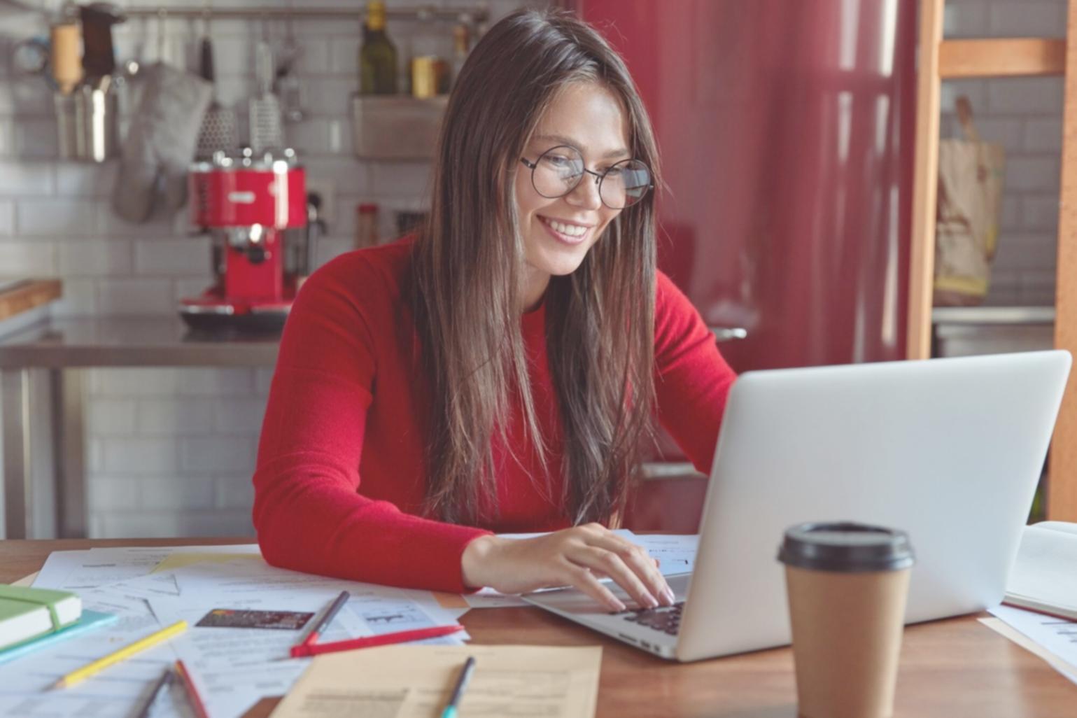 Professionelle Datenvisualisierung und Budget-Analyse am Arbeitsplatz