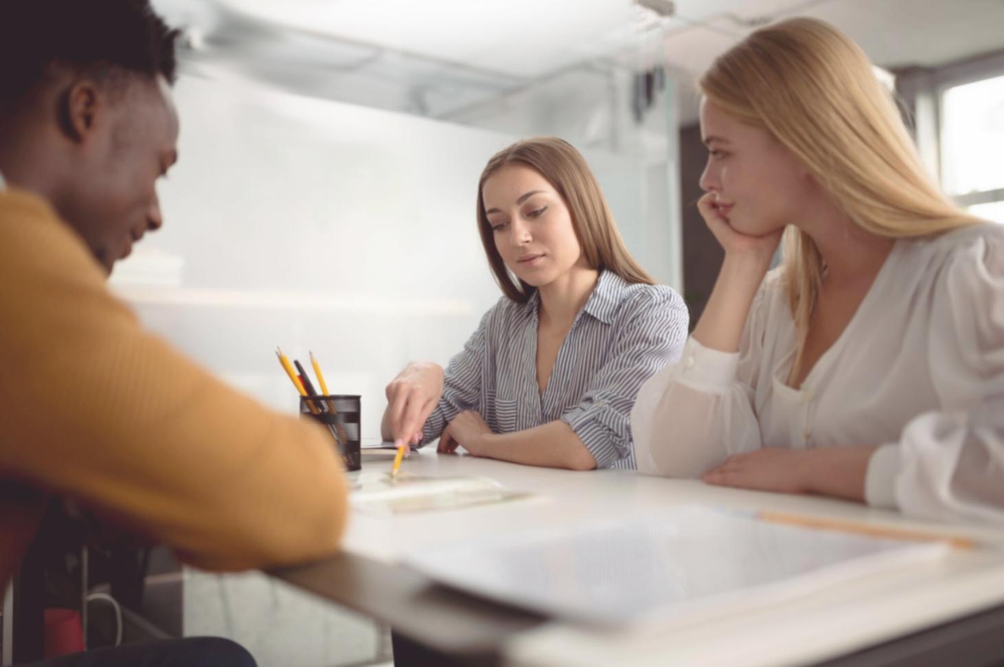 Professionelle Beratung und Weiterbildung bei caelunovira